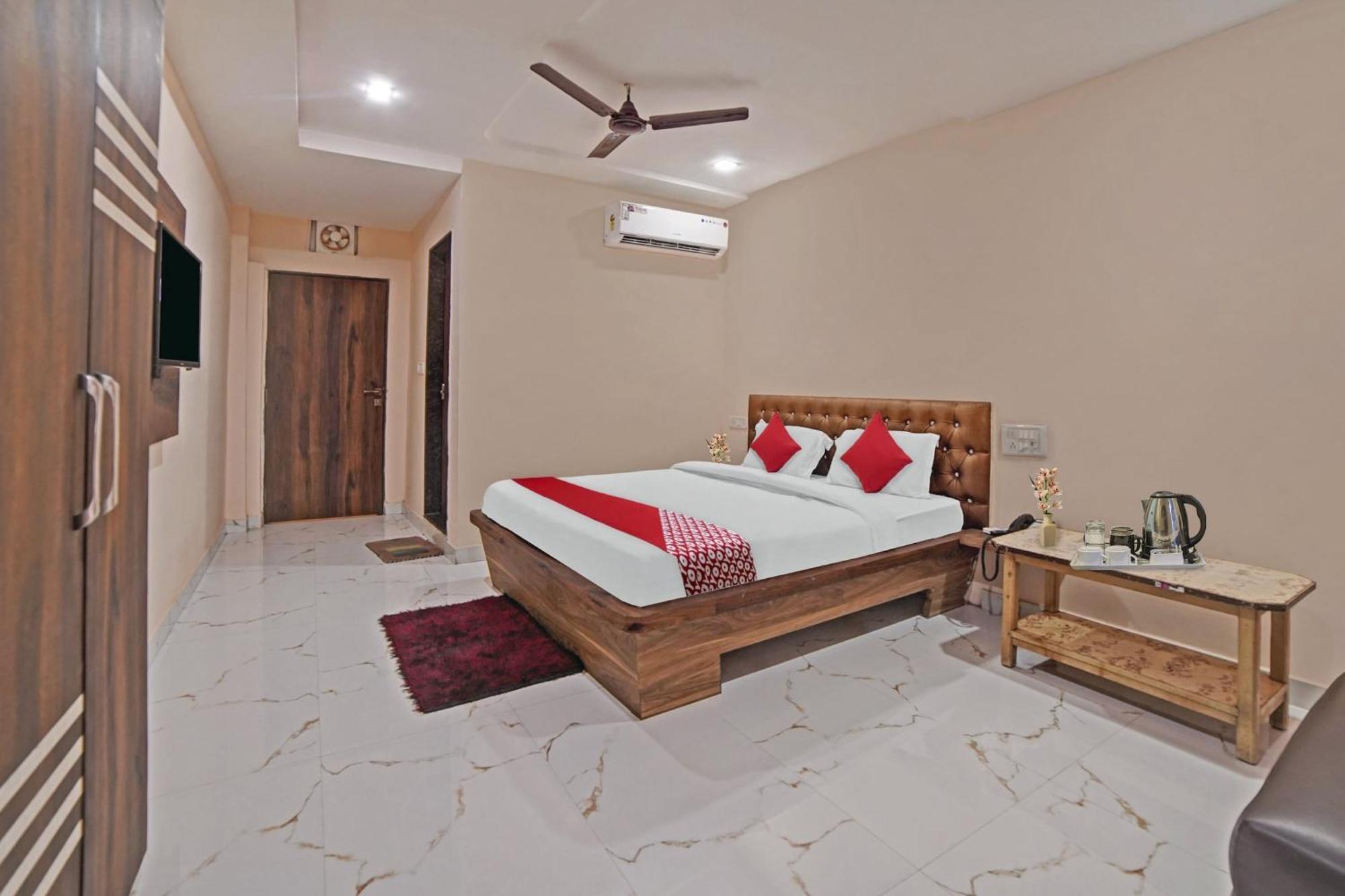Hotel O Sandeep Raipur  Bagian luar foto