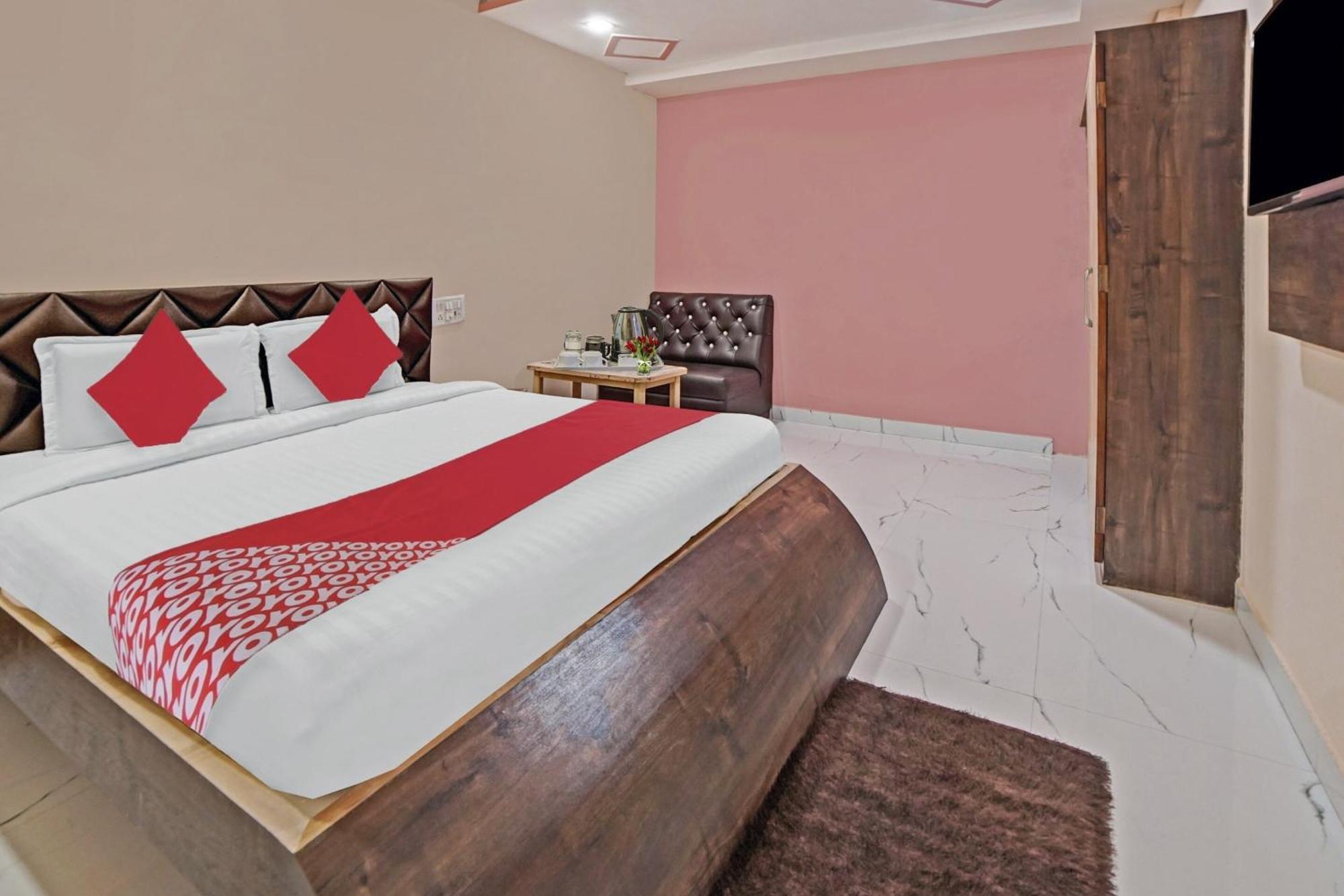 Hotel O Sandeep Raipur  Bagian luar foto