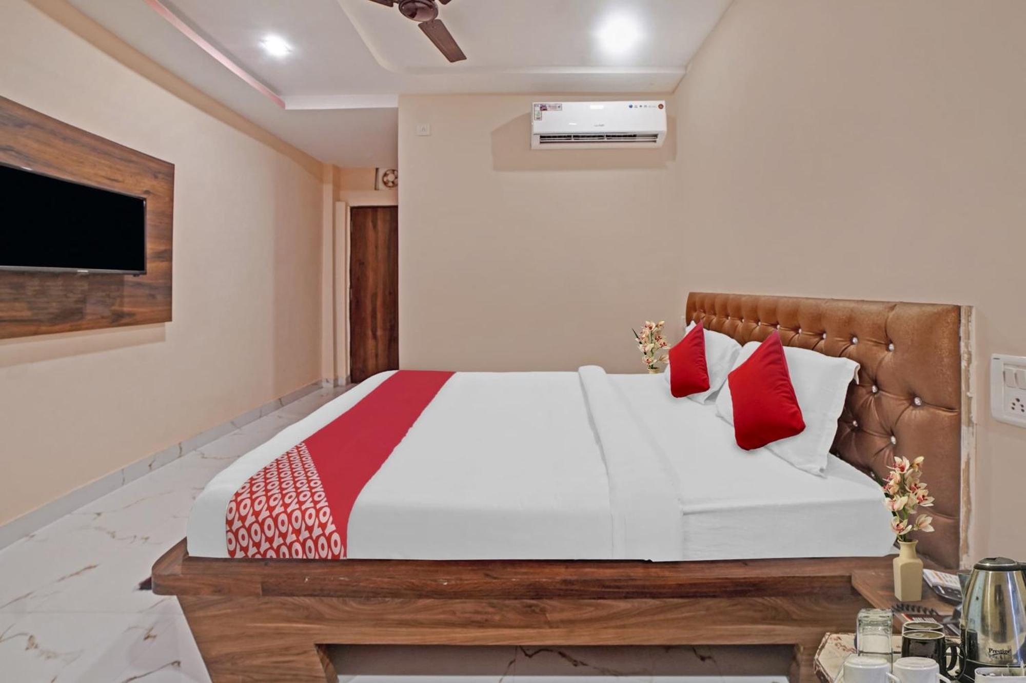 Hotel O Sandeep Raipur  Bagian luar foto